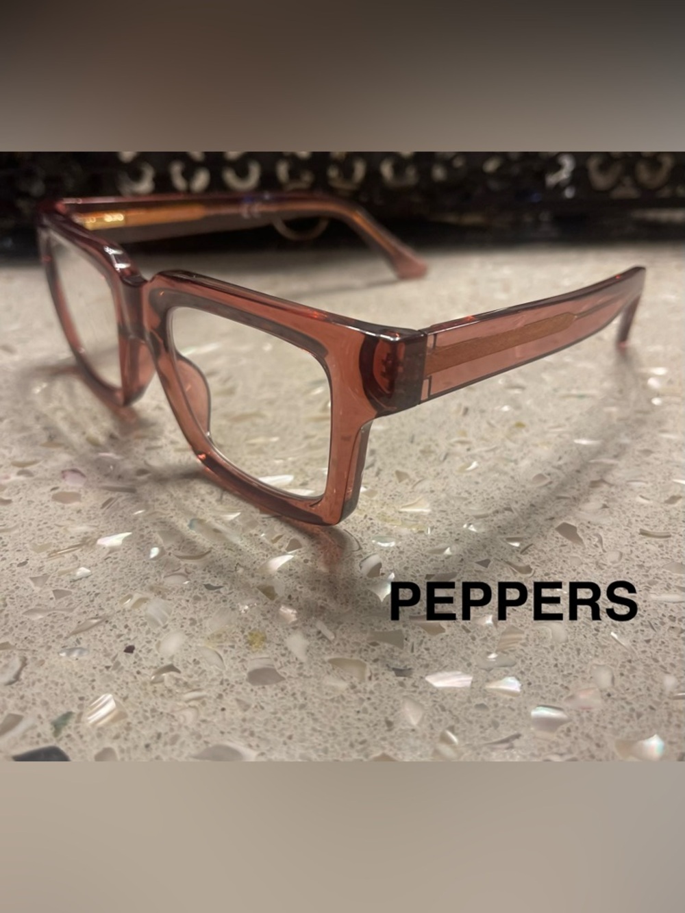 PEPPER Square Resin Glasses in Translucent Red